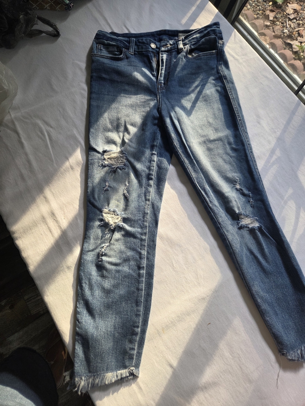 Bridge by GLY Curvy High Rise Distressed Ankle Skinny Jeans Size 27